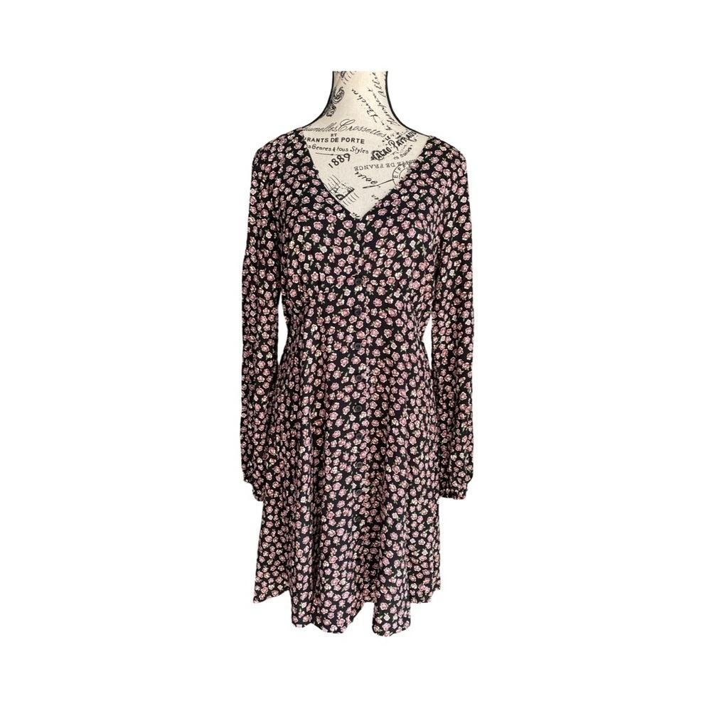 Mason & Belle Long Sleeve Black Floral Button Detail Dress NWT Size M